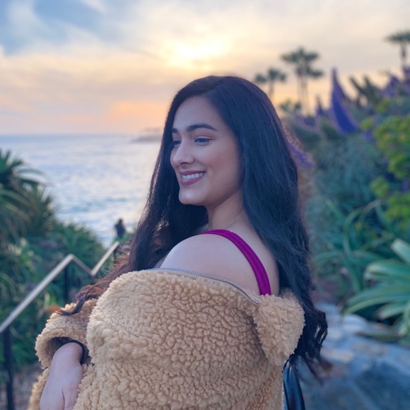 Meet the Posher Other - Meet your Posher, Leslie